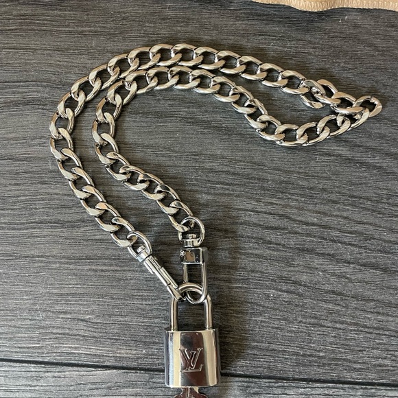 Authentic Louis Vuitton Silver Padlock Lock & Key - Picture 12 of 15